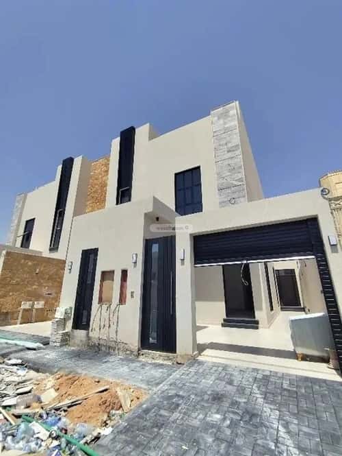 4 bedroom floor in Al Khaleej 2