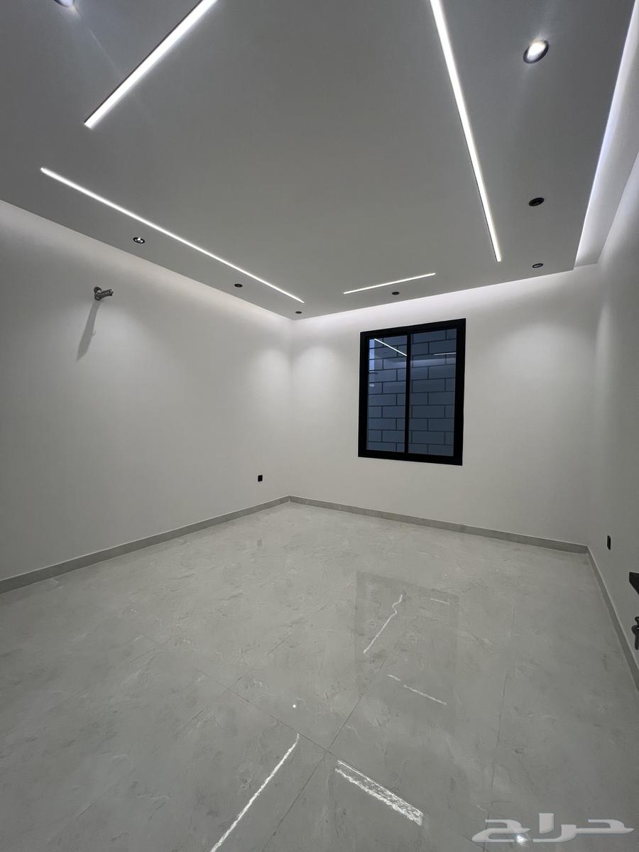 8 bedroom villa in Wali Al Ahd 3