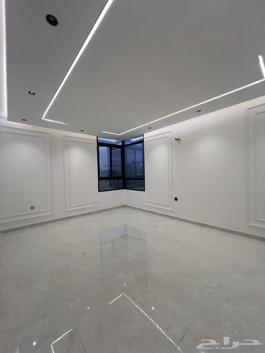 8 bedroom villa in Wali Al Ahd 4