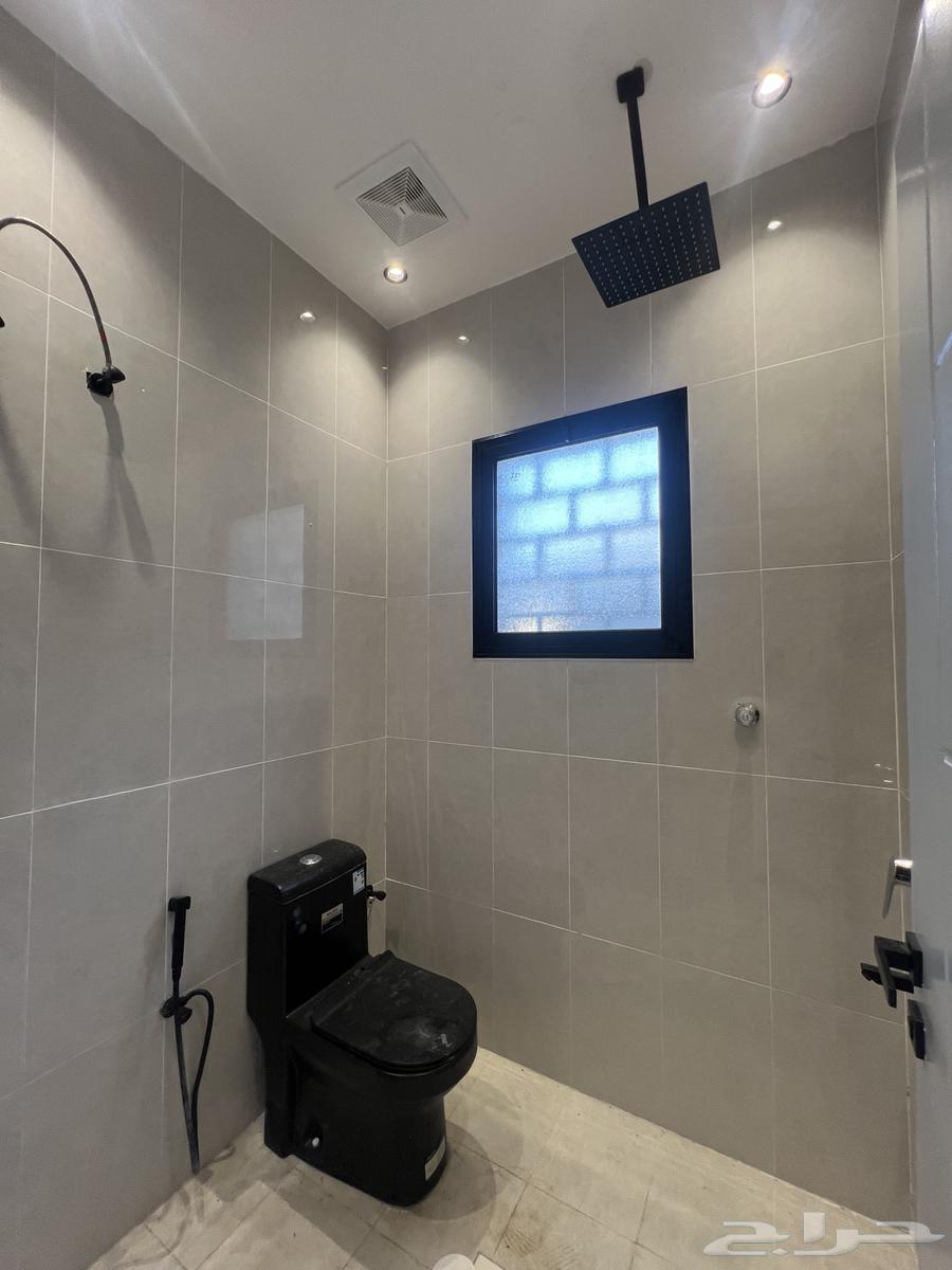 8 bedroom villa in Wali Al Ahd 8