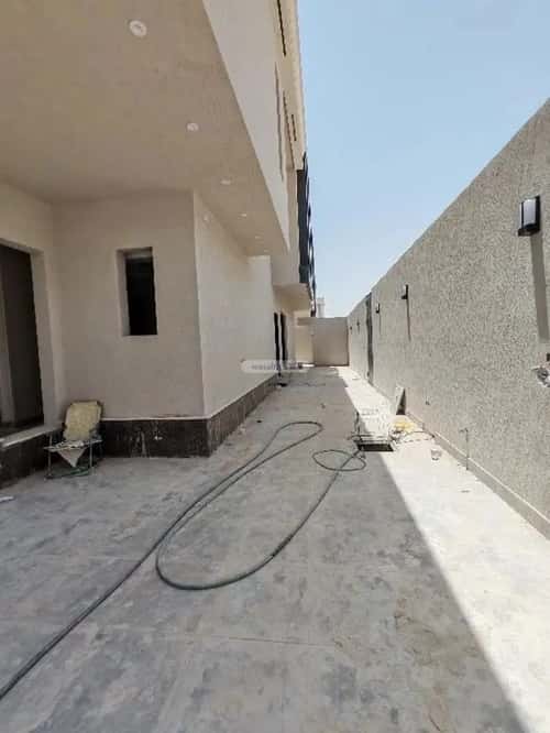 5 bedroom villa in Al Rimal 3