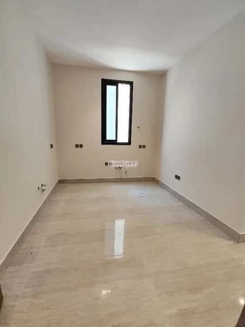 5 bedroom villa in Al Rimal 4