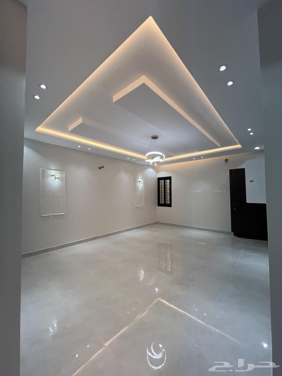9 bedroom villa in Al Ukayshiyyah 5