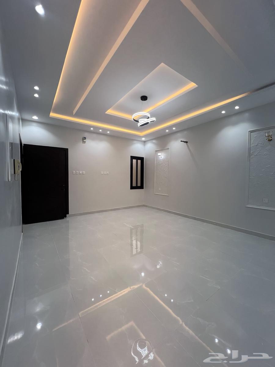 9 bedroom villa in Al Ukayshiyyah 9