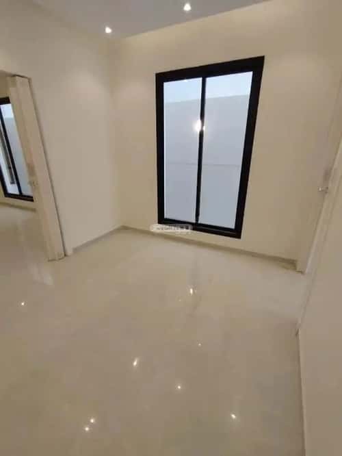 5 bedroom villa in Al Janadriyah 8