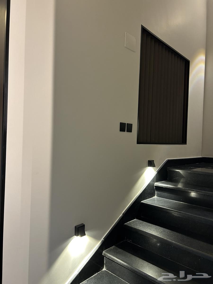 8 bedroom villa in Al Ukayshiyyah 16