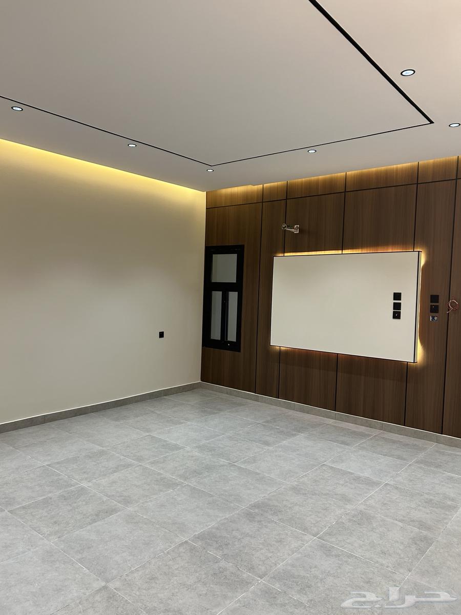 8 bedroom villa in Al Ukayshiyyah 17