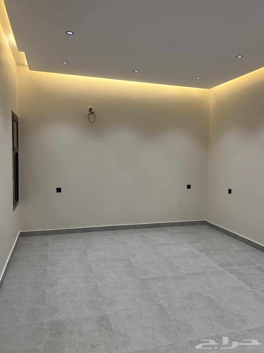 8 bedroom villa in Al Ukayshiyyah 20