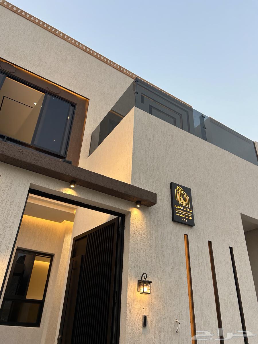 8 bedroom villa in Al Ukayshiyyah 3