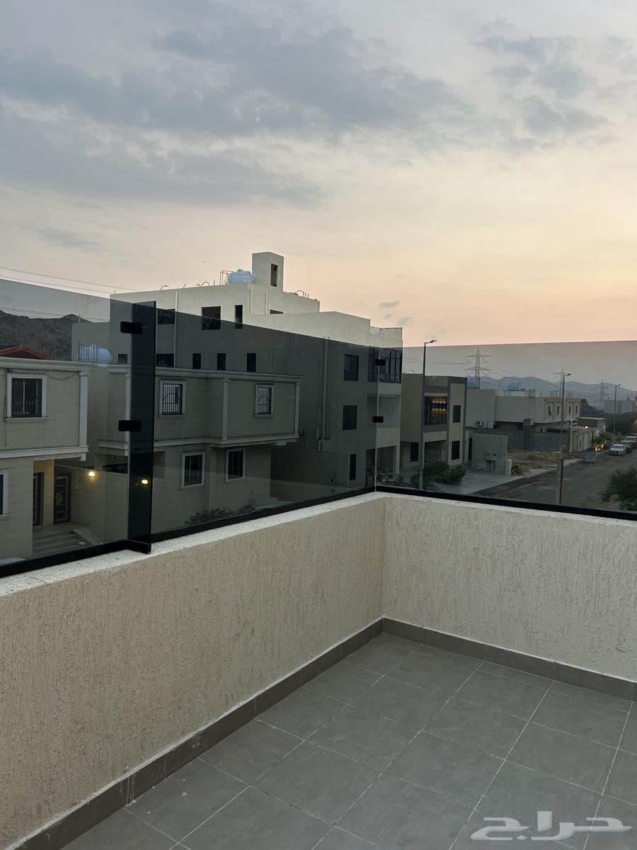 8 bedroom villa in Al Ukayshiyyah 26