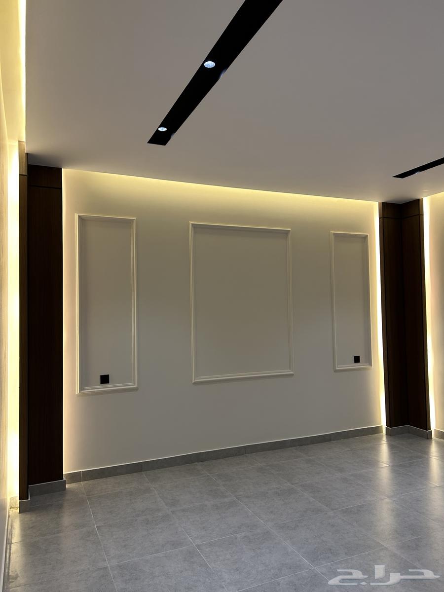 8 bedroom villa in Al Ukayshiyyah 6