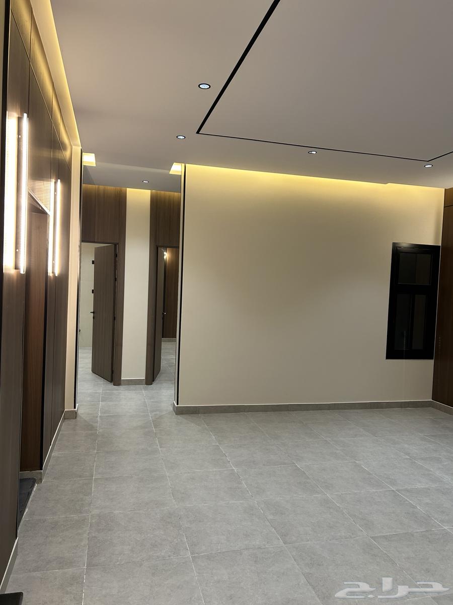 8 bedroom villa in Al Ukayshiyyah 10