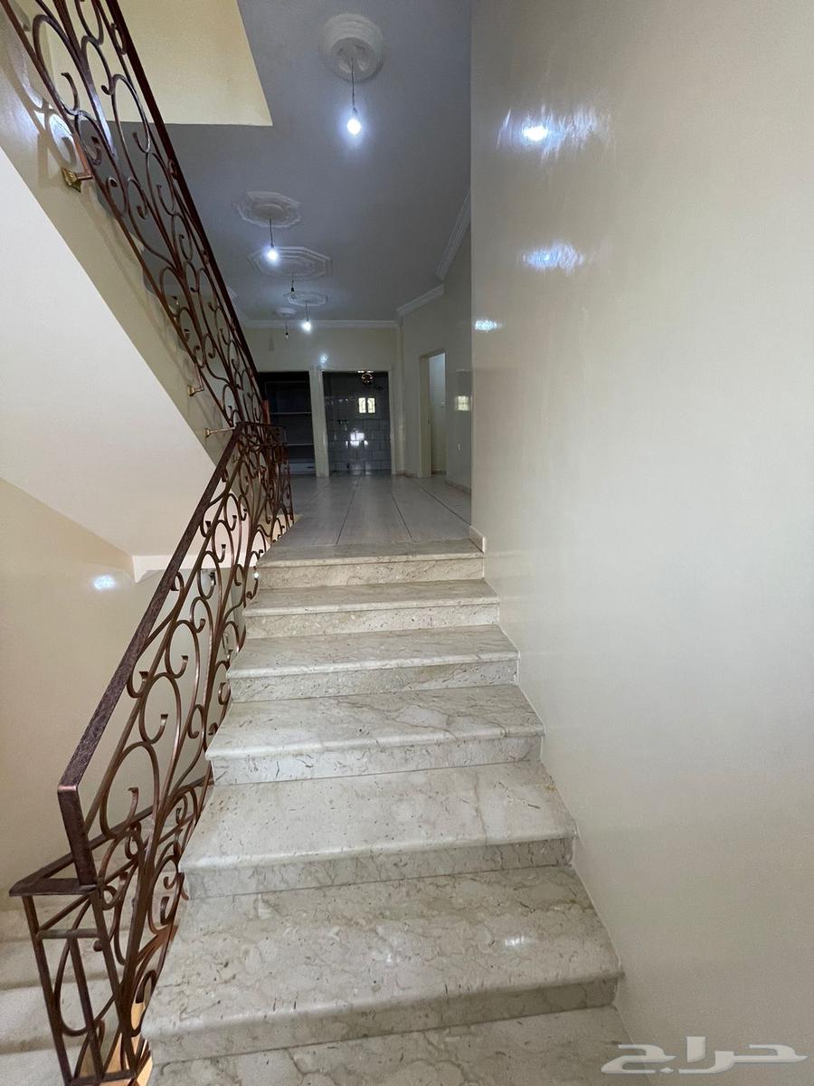 11 bedroom villa in Al Sharayea 11