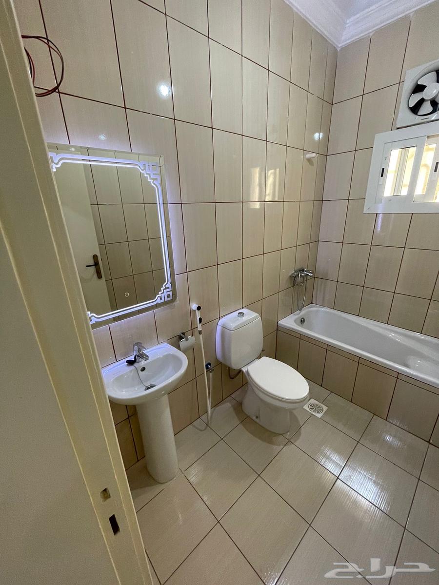 11 bedroom villa in Al Sharayea 12