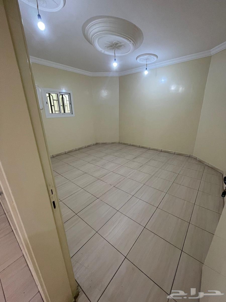 11 bedroom villa in Al Sharayea 18