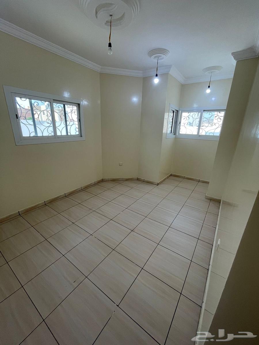 11 bedroom villa in Al Sharayea 19