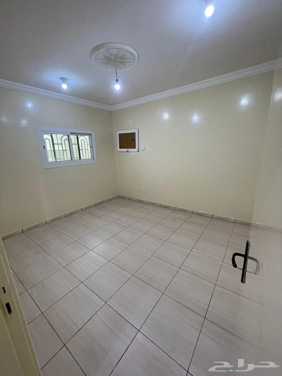 11 bedroom villa in Al Sharayea 6