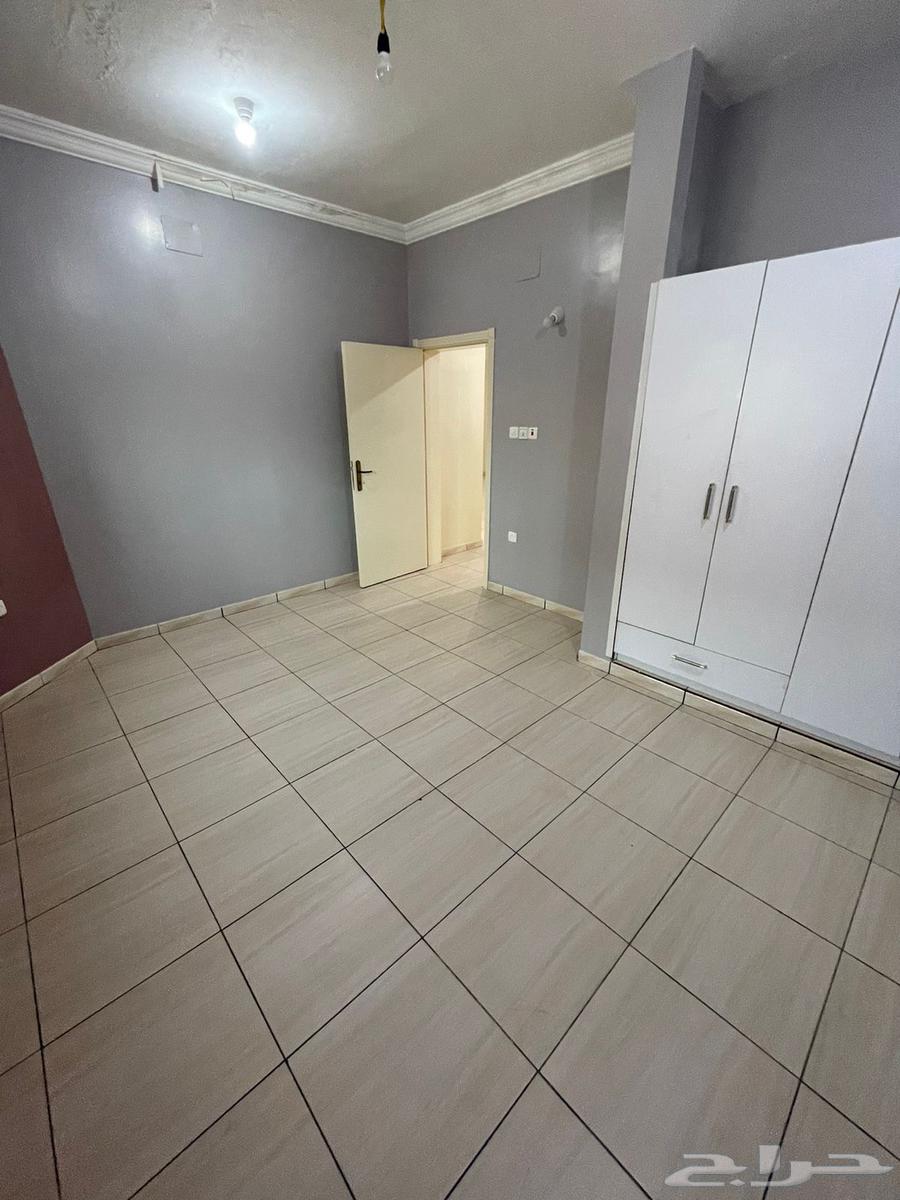 11 bedroom villa in Al Sharayea 7