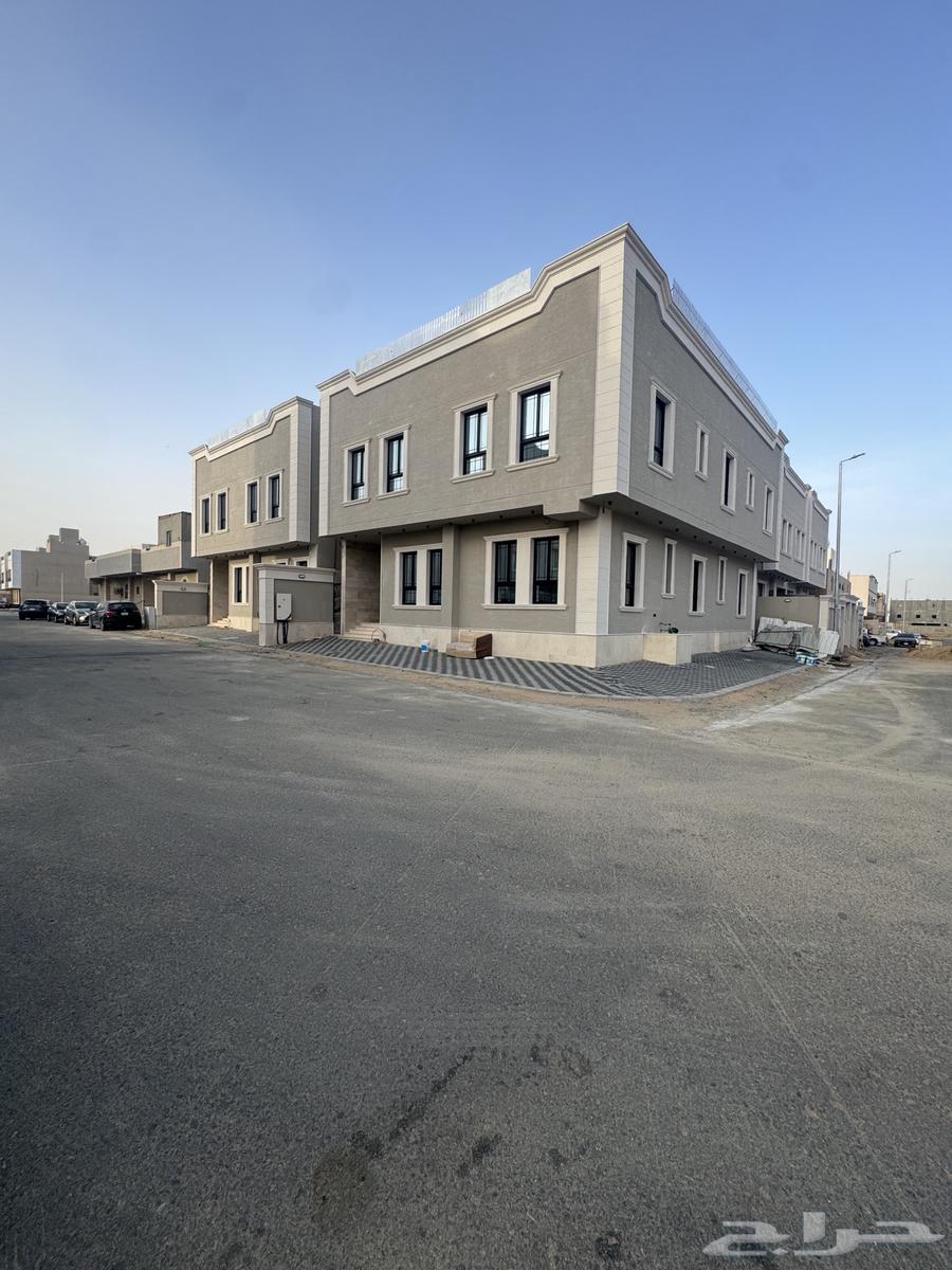 5 bedroom villa in Wali Al Ahd 3