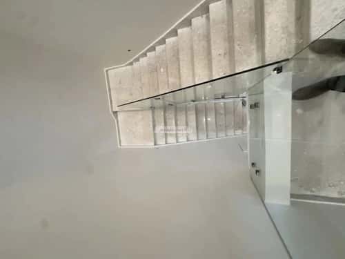 5 bedroom floor in Al Munsiyah 9