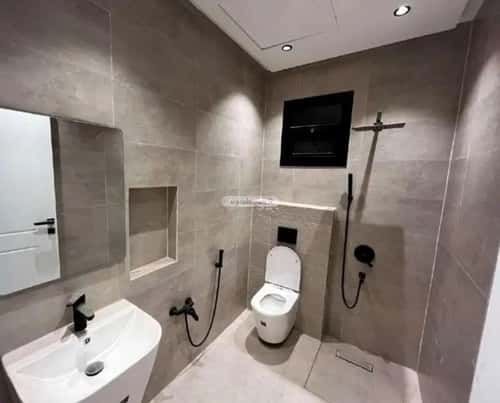 4 bedroom apartment in Al Qadisiyah 5