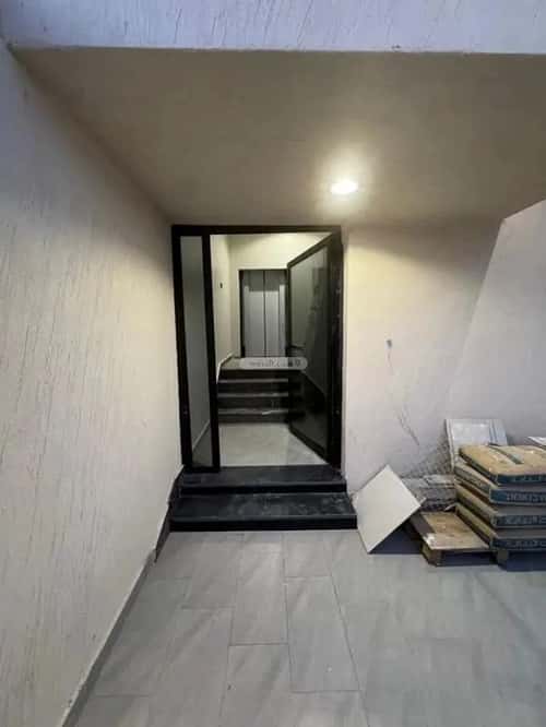 5 bedroom apartment in Al Khaleej 3