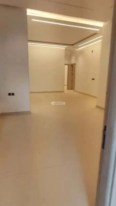 5 bedroom floor in Al Khaleej 1