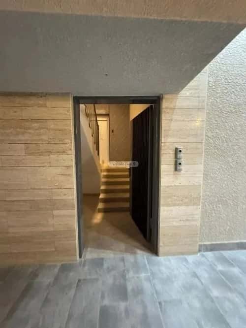 5 bedroom floor in Al Khaleej 1