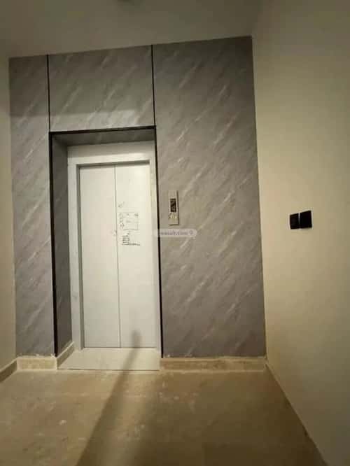 5 bedroom floor in Al Khaleej 9