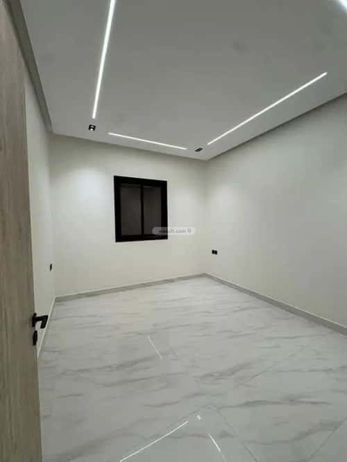 5 bedroom floor in Al Khaleej 8