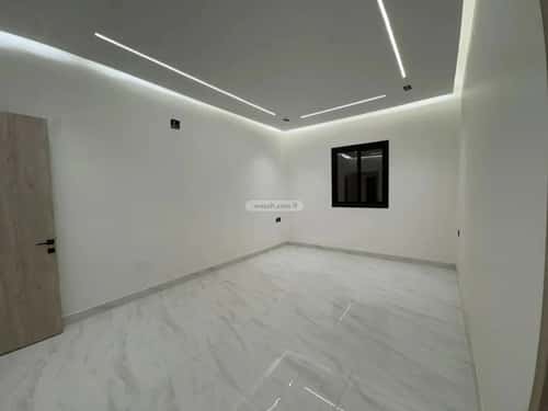 5 bedroom floor in Al Khaleej 8