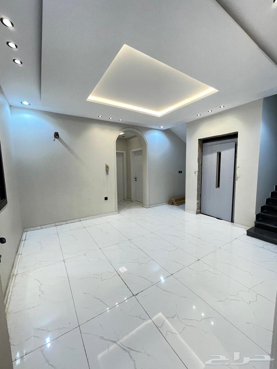 6 bedroom villa in Al Umrah Al Jadidah 6
