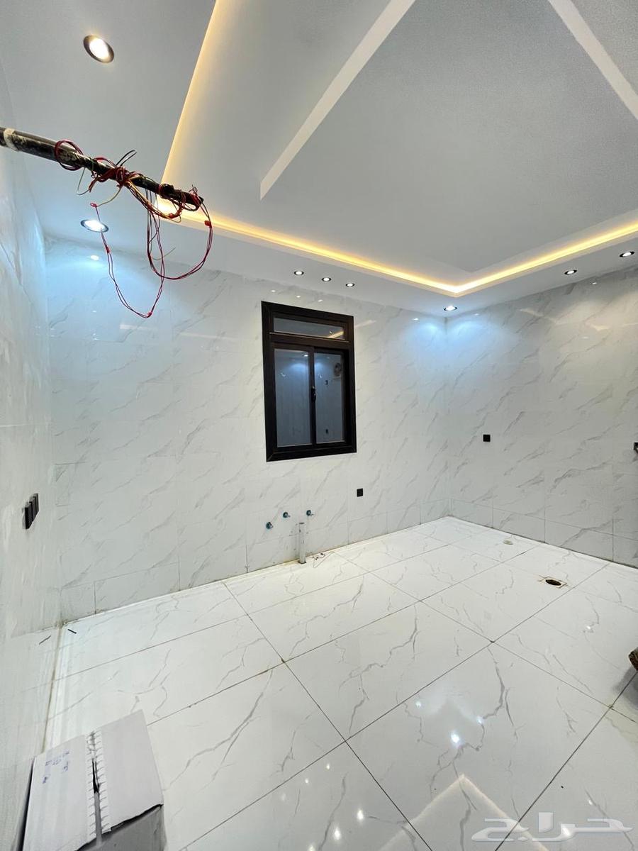 6 bedroom villa in Al Umrah Al Jadidah 7