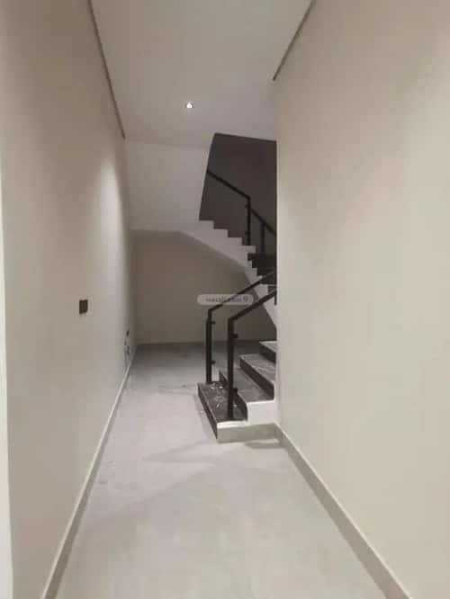 5 bedroom villa in Al Bayan 3