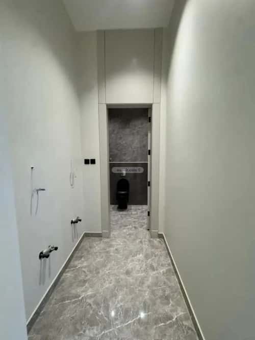 فيلا 5 غرف في الملك فيصل 3