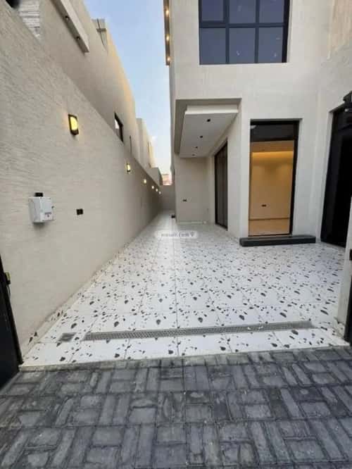 فيلا 5 غرف في الملك فيصل 5