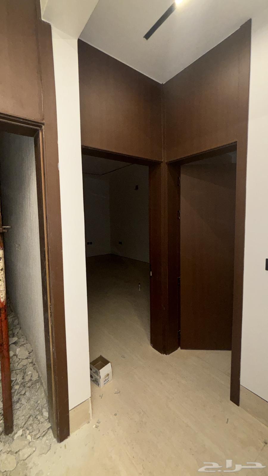 شقة  في الرمال 5