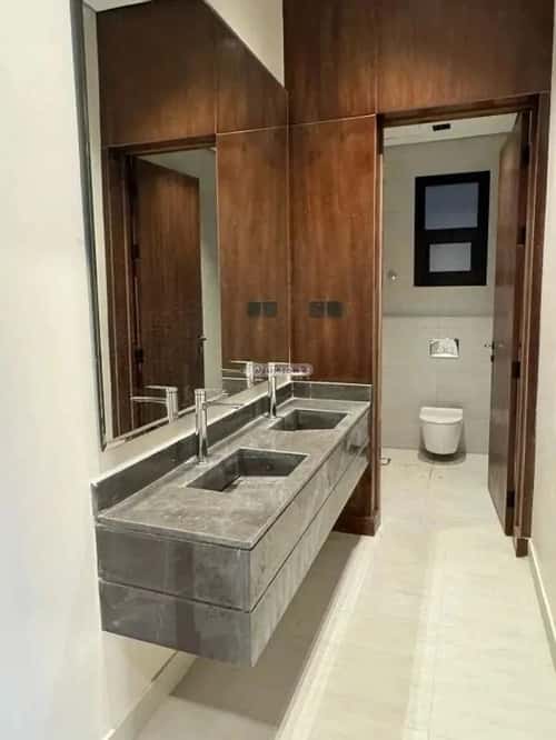 4 bedroom floor in Al Munsiyah 2