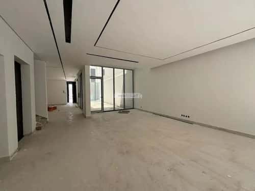 5 bedroom villa in Al Maizilah 1