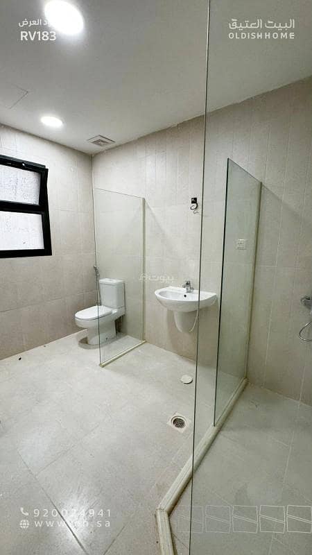 4 bedroom villa in King Khalid International Airport, Riyadh 10