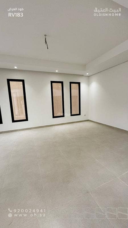 4 bedroom villa in King Khalid International Airport, Riyadh 13