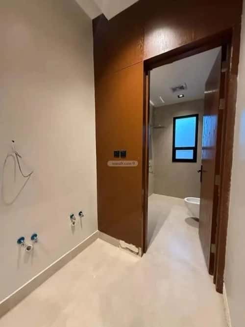 4 bedroom floor in Al Khaleej 1