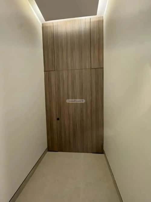 4 bedroom floor in Al Janadriyah 4