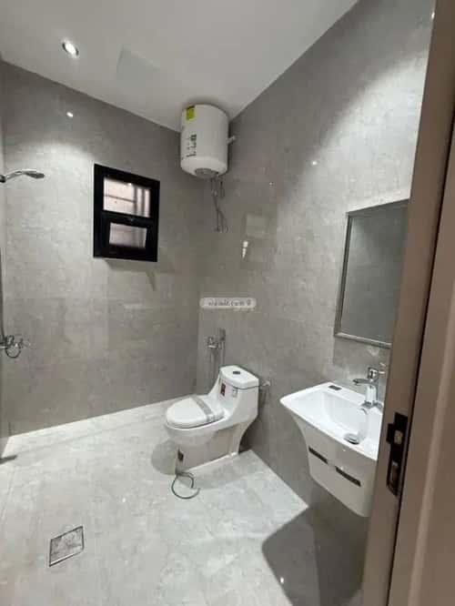 4 bedroom floor in Al Qadisiyah 2