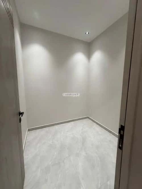 4 bedroom floor in Al Qadisiyah 4