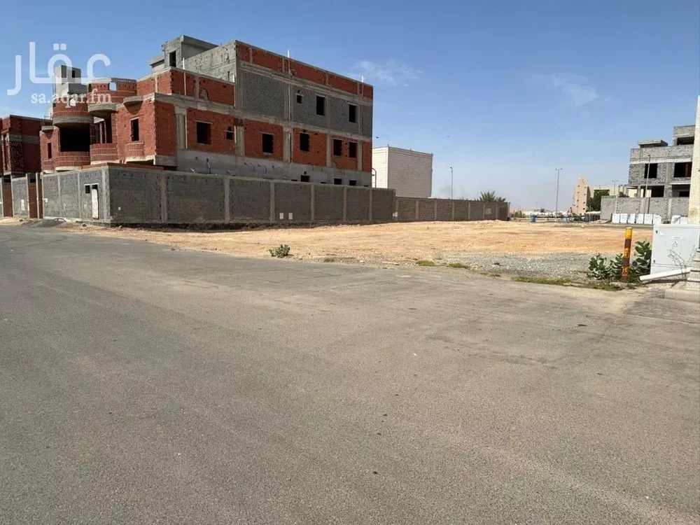 900 sqm land in Al Shiraa 8