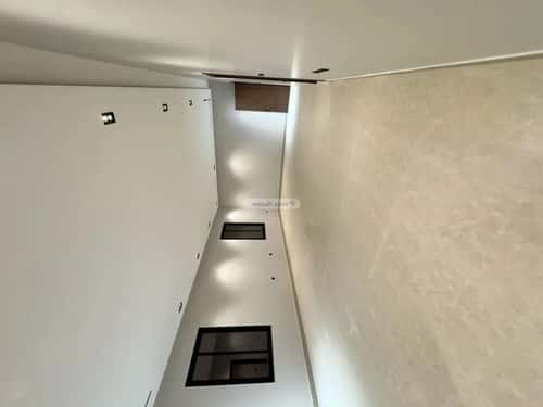 5 bedroom apartment in Qurtubah 4