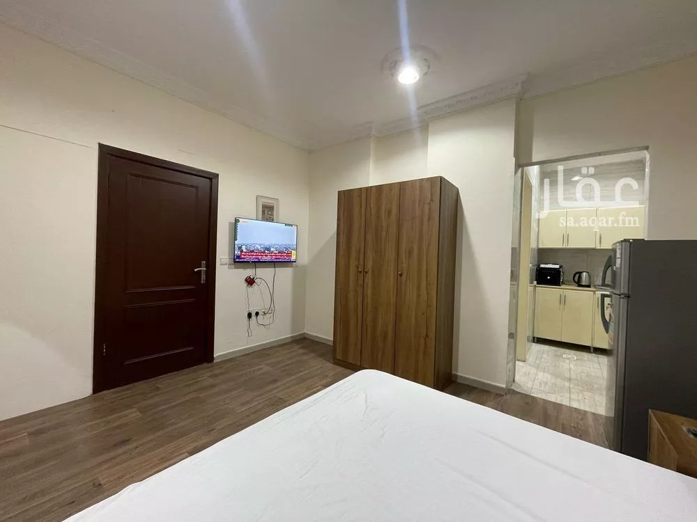 1 bedroom floor in Al Sharafiyah 2