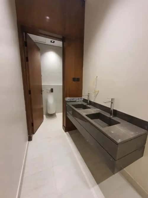 4 bedroom floor in Al Munsiyah 3