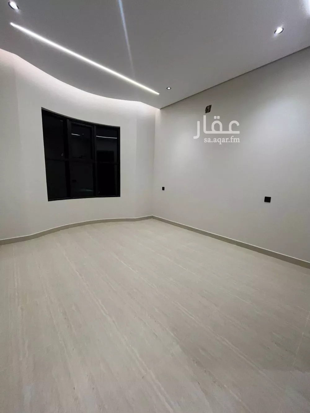 5 bedroom villa in Al Hazm 18
